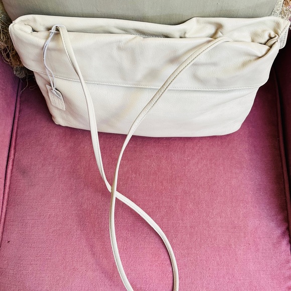 Vintage genuine leather shoulder handbag/convertible clutch-Macy’s Exclusive - Picture 4 of 13